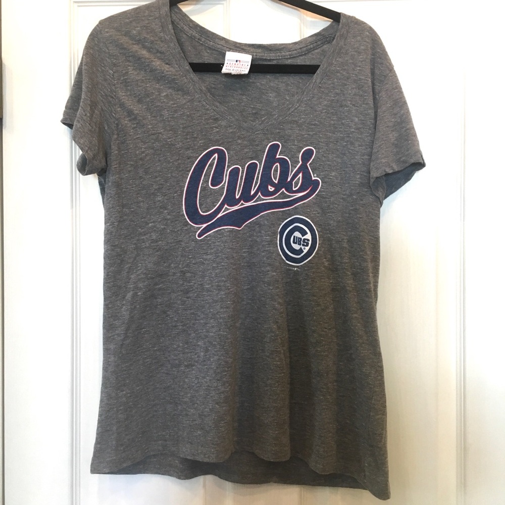 5th & Ocean Official Merchandise Cubs T-shirt